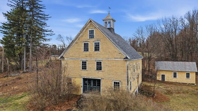 117 New Boston Road, Bedford, NH 03110