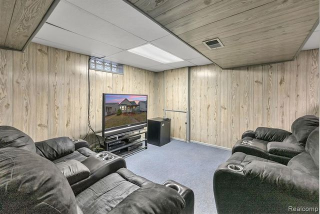 1133 Mill Street, Lincoln Park, MI 48146