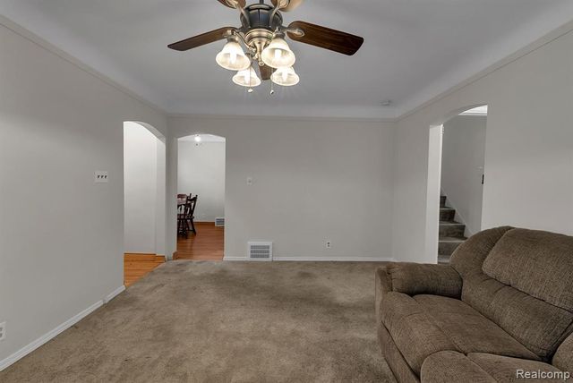 1133 Mill Street, Lincoln Park, MI 48146