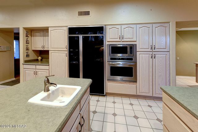 4209 S Emelita Drive, Green Valley, AZ 85622