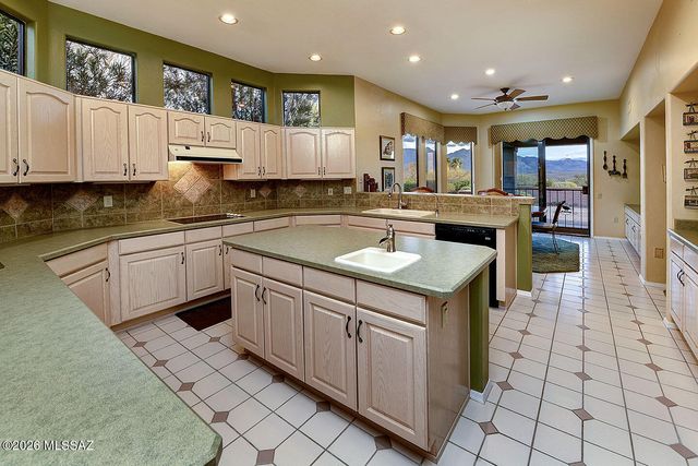 4209 S Emelita Drive, Green Valley, AZ 85622