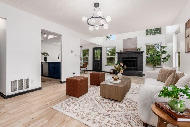 1137 Clement Drive, Columbus, OH 43085