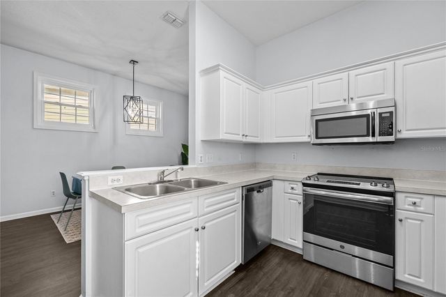 5213 SW 91ST TERRACE B, Gainesville, FL 32608