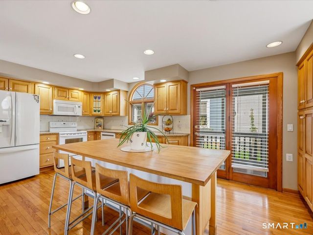 200 Alston Avenue, New Haven, CT 06515