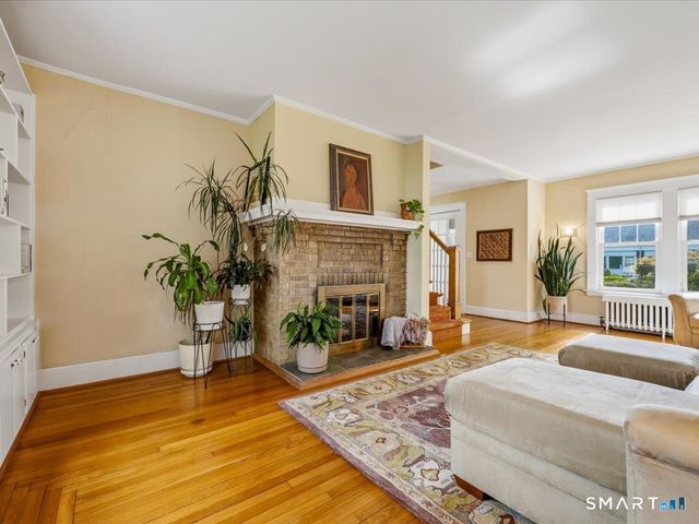 200 Alston Avenue, New Haven, CT 06515