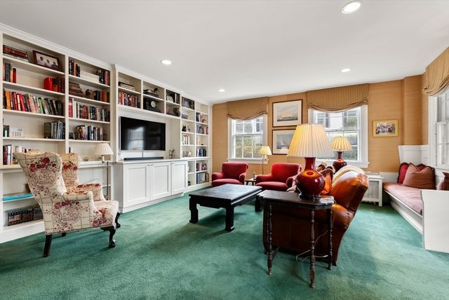 800 High St., Dedham, MA 02026