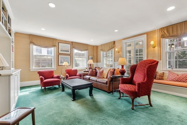 800 High St., Dedham, MA 02026