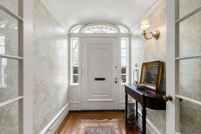 800 High St., Dedham, MA 02026