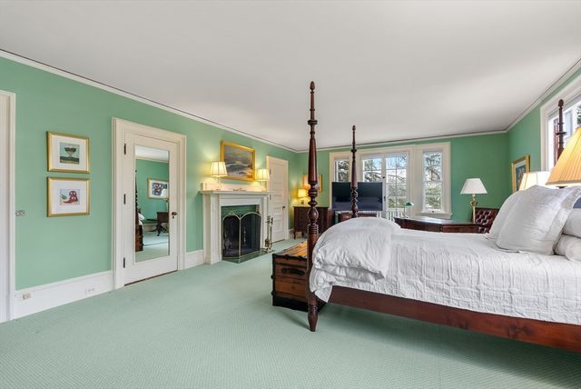 800 High St., Dedham, MA 02026