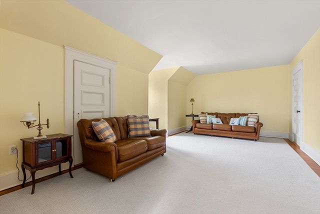 800 High St., Dedham, MA 02026