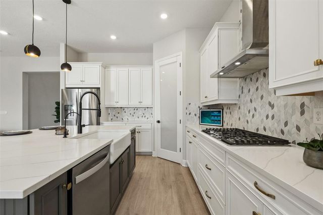 16139 VOLTERRA POINT, Montverde, FL 34756