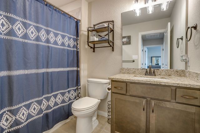 464 Pine Street, Burleson, TX 76028