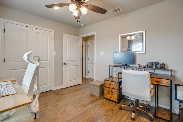 464 Pine Street, Burleson, TX 76028