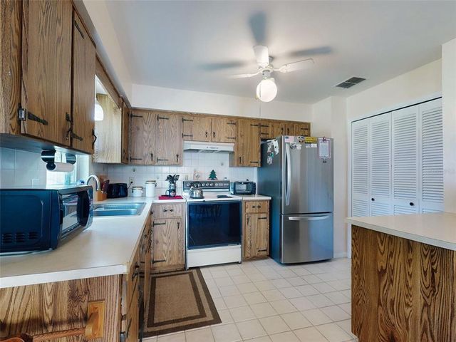 2218 ORANGE TREE DRIVE, Edgewater, FL 32141