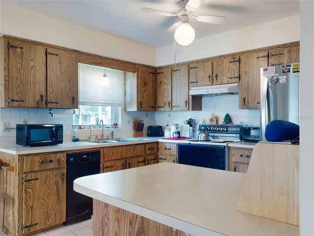2218 ORANGE TREE DRIVE, Edgewater, FL 32141