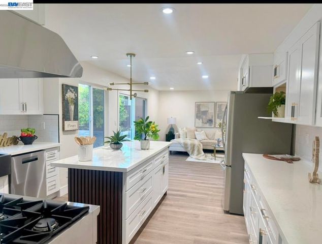 3208 Touriga Dr, Pleasanton, CA 94566