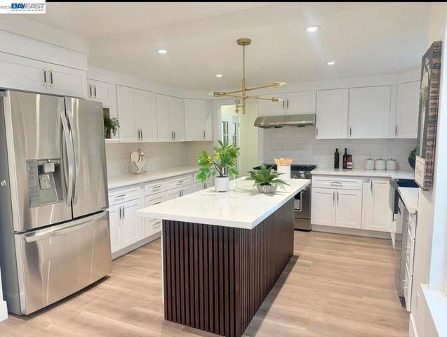 3208 Touriga Dr, Pleasanton, CA 94566