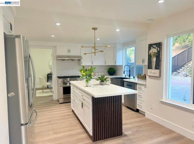 3208 Touriga Dr, Pleasanton, CA 94566