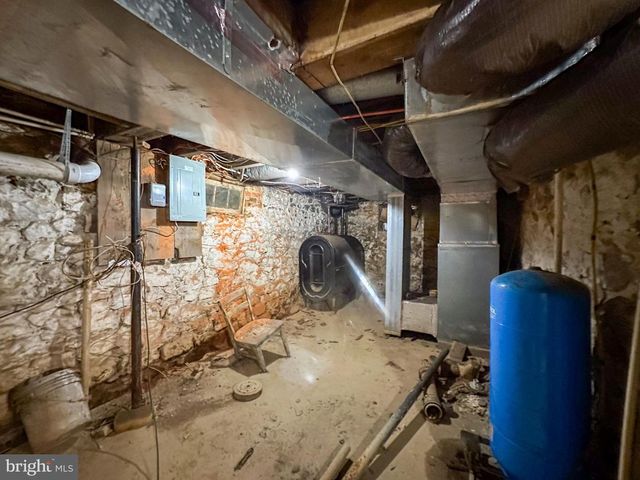 580 ELKDALE RD, Lincoln University, PA 19352