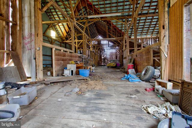 580 ELKDALE RD, Lincoln University, PA 19352