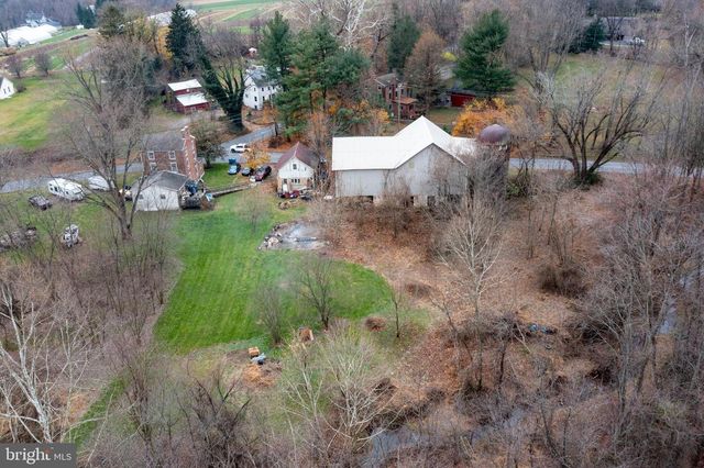 580 ELKDALE RD, Lincoln University, PA 19352