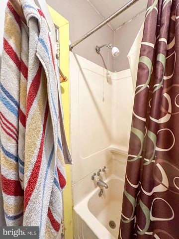 580 ELKDALE RD, Lincoln University, PA 19352