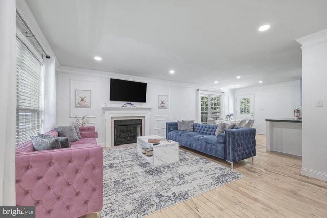 671 WILLOW LN, Mount Jackson, VA 22842