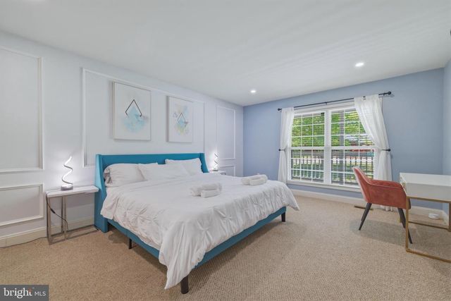 671 WILLOW LN, Mount Jackson, VA 22842