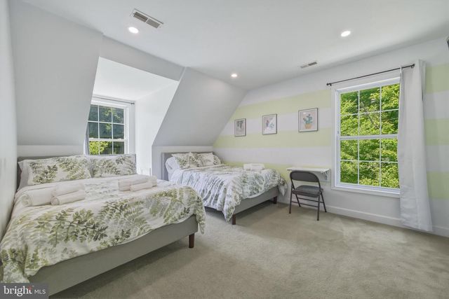 671 WILLOW LN, Mount Jackson, VA 22842