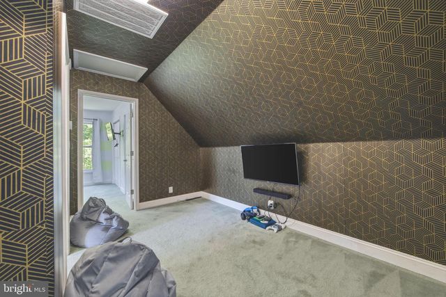 671 WILLOW LN, Mount Jackson, VA 22842