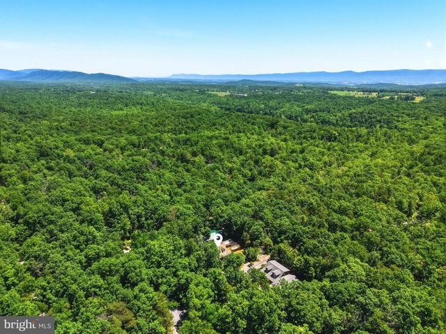 671 WILLOW LN, Mount Jackson, VA 22842