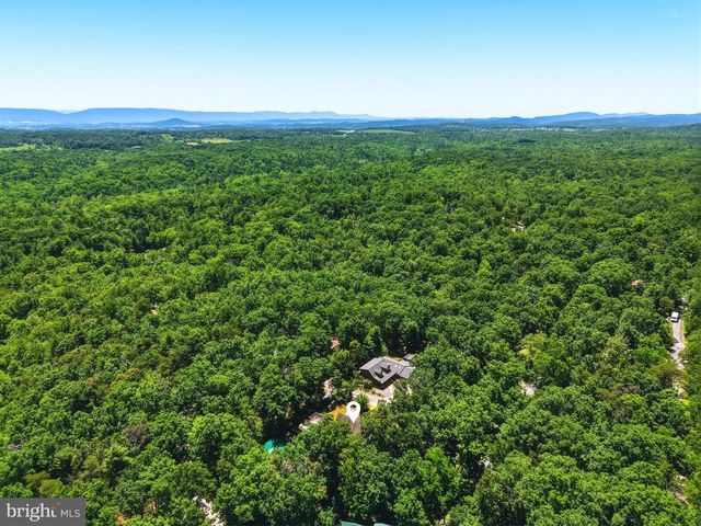 671 WILLOW LN, Mount Jackson, VA 22842