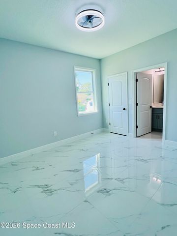 401 Homestead Avenue NE, Palm Bay, FL 32907