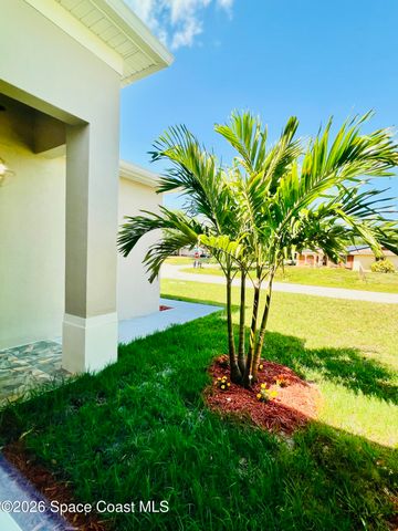 401 Homestead Avenue NE, Palm Bay, FL 32907