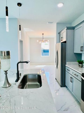 401 Homestead Avenue NE, Palm Bay, FL 32907