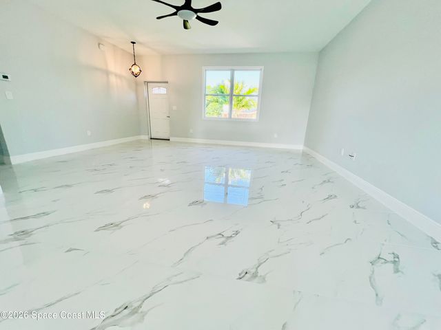 401 Homestead Avenue NE, Palm Bay, FL 32907