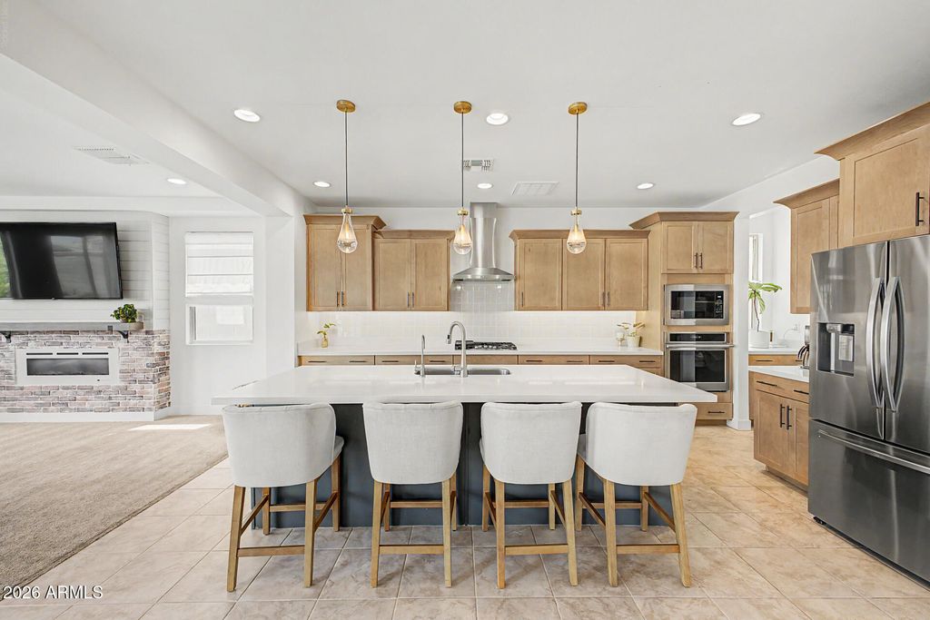 12862 W OCOTILLO Road, Glendale, AZ 85307