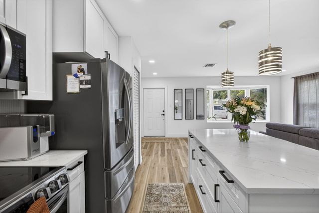 701 37th Street, West Palm Beach, FL 33407