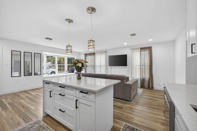 701 37th Street, West Palm Beach, FL 33407