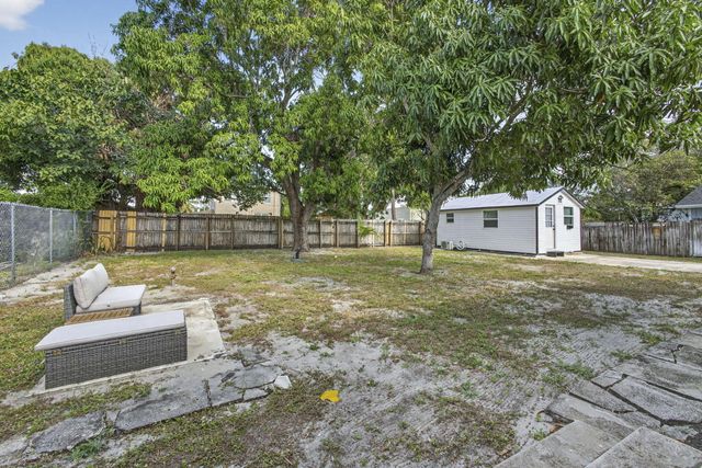 701 37th Street, West Palm Beach, FL 33407