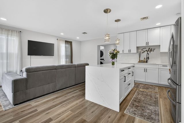 701 37th Street, West Palm Beach, FL 33407