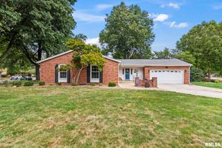 51 Glen Eagle Drive, Springfield, IL 62704