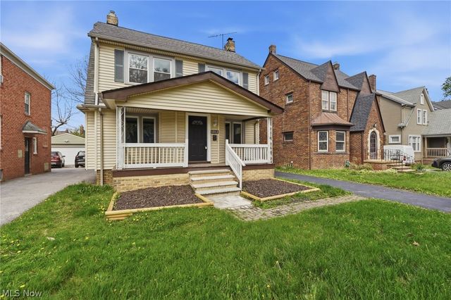 1912 Janette Avenue, Cleveland Heights, OH 44118