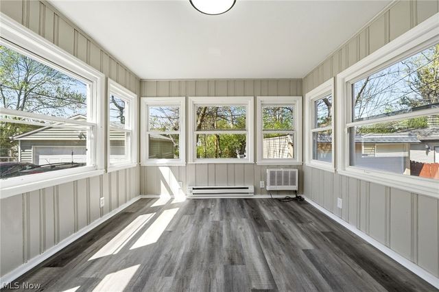 1912 Janette Avenue, Cleveland Heights, OH 44118