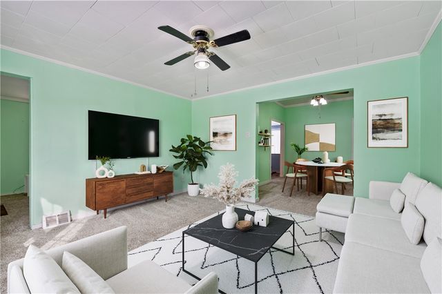 4801 Eliza St, West Mifflin, PA 15122