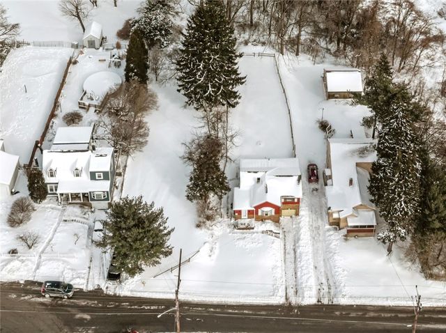 4801 Eliza St, West Mifflin, PA 15122