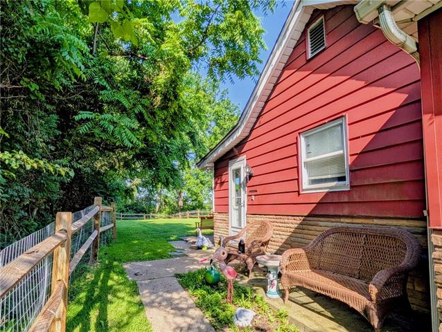 4801 Eliza St, West Mifflin, PA 15122