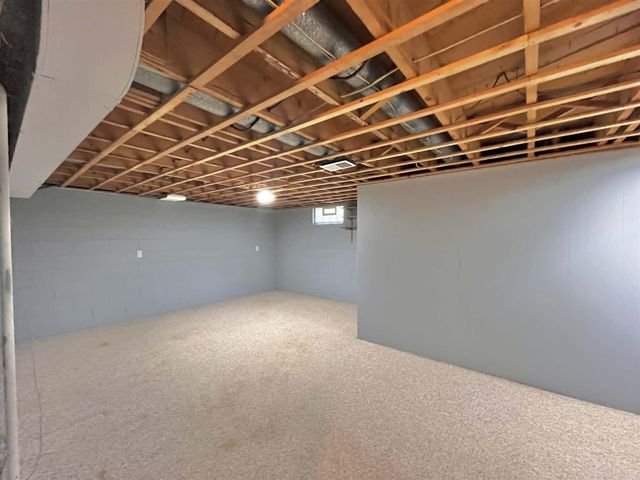 1683 Shorewood Drive, Norton Shores, MI 49441