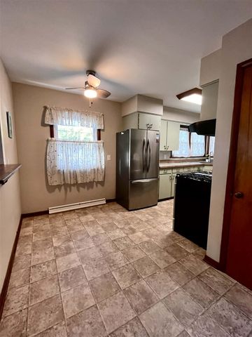1683 Shorewood Drive, Norton Shores, MI 49441