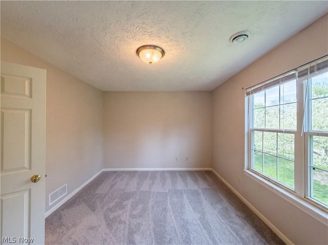 8757 Roberts Court, Olmsted Falls, OH 44138